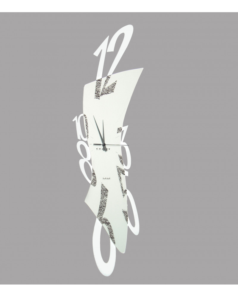 orologio-da-parete-isola-in-metallo-bianco